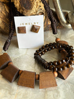 Load image into Gallery viewer, Bead Wood Necklace Set
