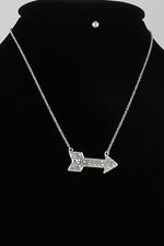 Load image into Gallery viewer, Arrow Pendant Necklace
