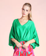 Load image into Gallery viewer, Green V-neckline Top
