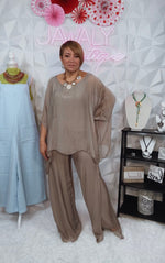 Load image into Gallery viewer, Silk Blend Palazzo Pants
