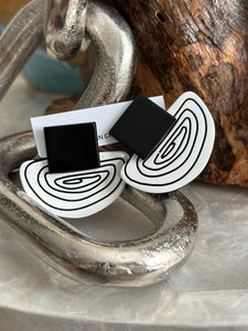 Geometric Design Earrings