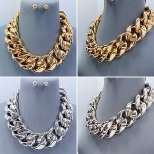 Over-sized Chain Necklace